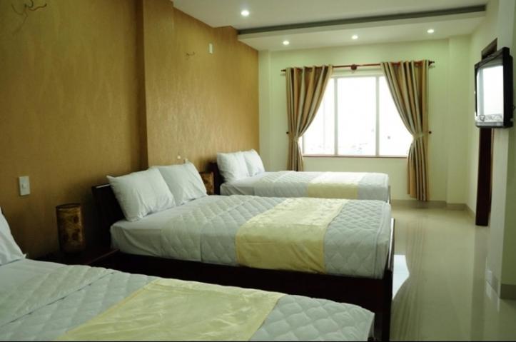 Canh Buom Hotel Danang Room photo