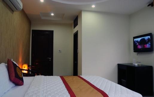 Canh Buom Hotel Danang Room photo