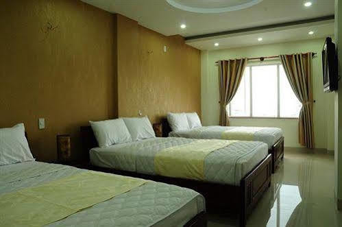 Canh Buom Hotel Danang Exterior photo